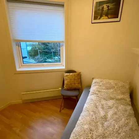 And In Quiet Area Apartament Ålesund